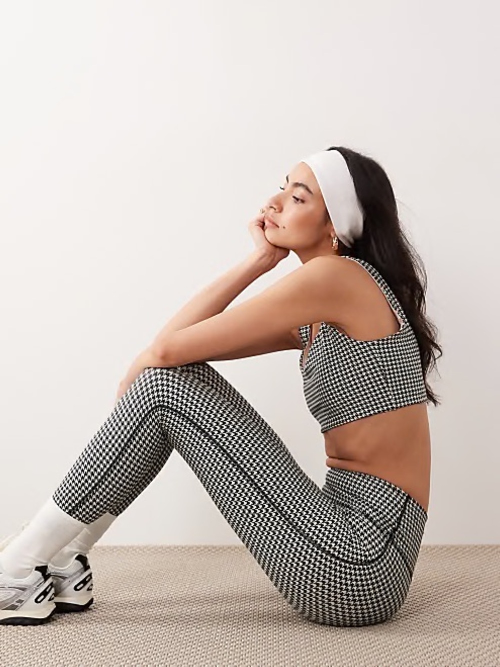 Abercrombie & Fitch YPB sculpt 7/8 leggings in black houndstooth